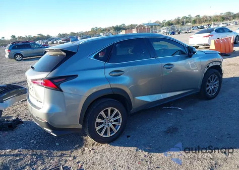 2021 Lexus Nx 300 z USA, uszkodzony, nr VIN JTJDARBZ1M2190039